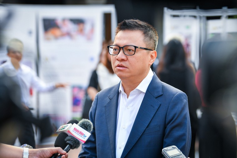 Triển lãm những dự án vì cộng đồng tại Văn Miếu - Quốc Tử Giám ảnh 1