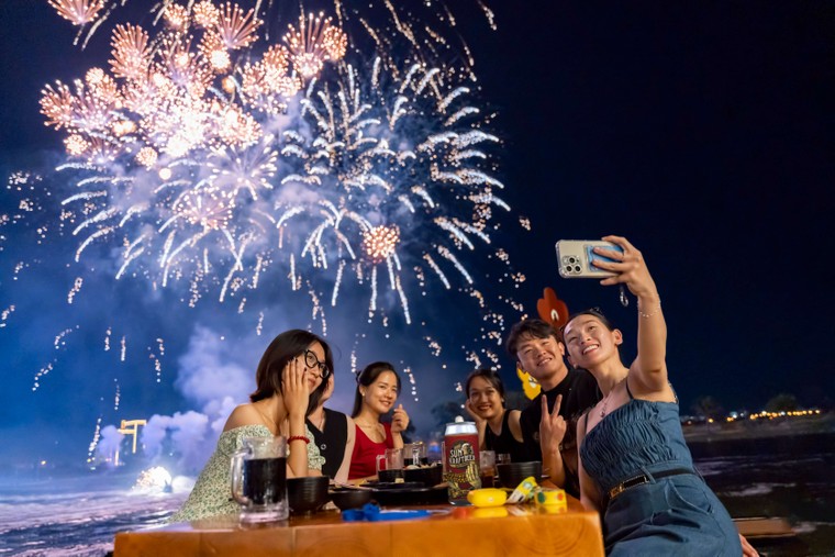 Da Nang Downtown trình diễn pháo hoa và một loạt trải nghiệm hấp dẫn dịp 29/3 ảnh 2