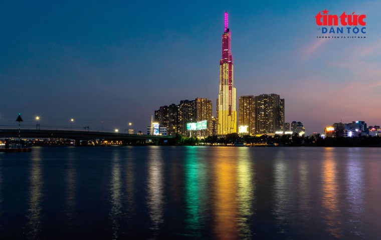 Diện mạo TP Hồ Chí Minh thay đổi đầy ngoạn mục sau 50 năm ảnh 11