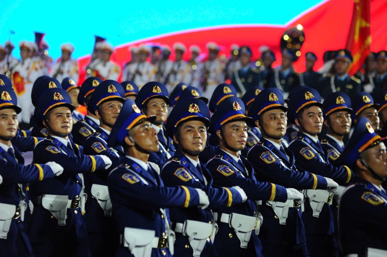 Mãn nhãn buổi sơ duyệt cấp Nhà nước Lễ kỷ niệm 50 năm Ngày Giải phóng miền Nam, thống nhất đất nước ảnh 6