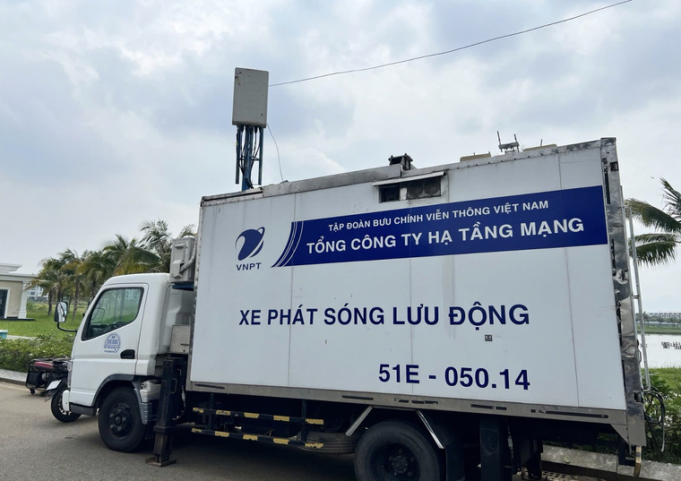 VNPT bổ sung trạm phát sóng di động phục vụ đại lễ kỷ niệm 50 năm Giải phóng miền Nam, thống nhất đất nước ảnh 1