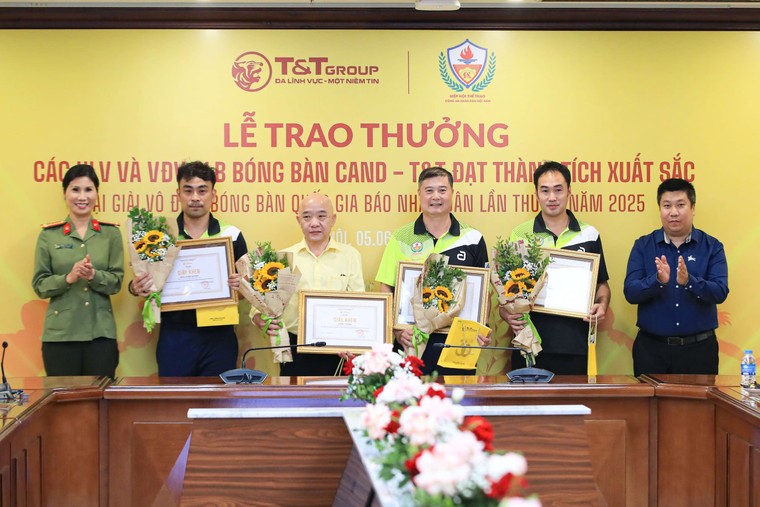 T&T Group trao thưởng hơn 1,2 tỷ đồng cho CLB Bóng bàn CAND - T&T sau Giải vô địch bóng bàn quốc gia 2025 ảnh 3