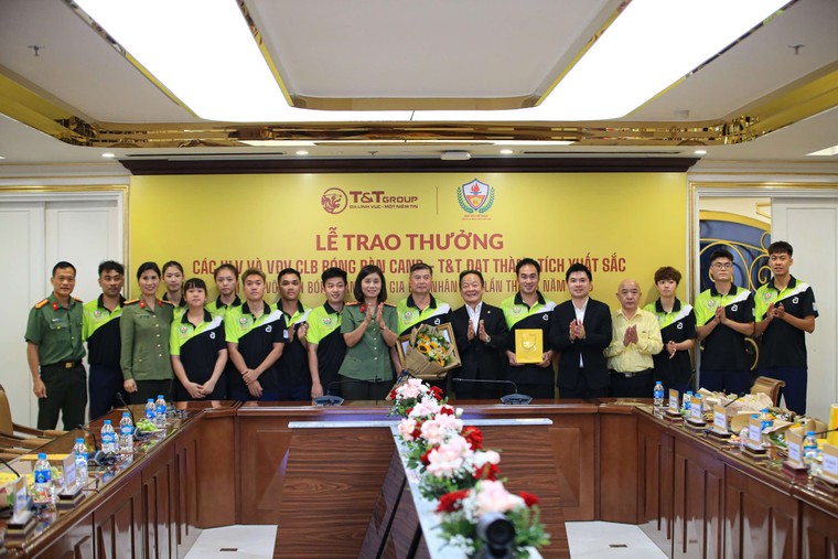 T&T Group trao thưởng hơn 1,2 tỷ đồng cho CLB Bóng bàn CAND - T&T sau Giải vô địch bóng bàn quốc gia 2025 ảnh 4