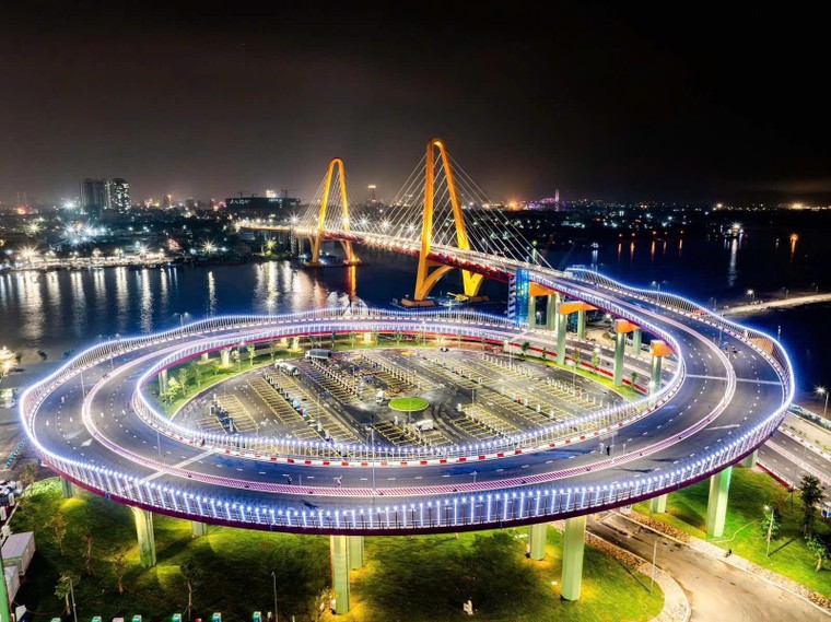 Vingroup thông xe cầu Hoàng Gia - Biểu tượng phát triển mới phía Đông Bắc Hải Phòng ảnh 3