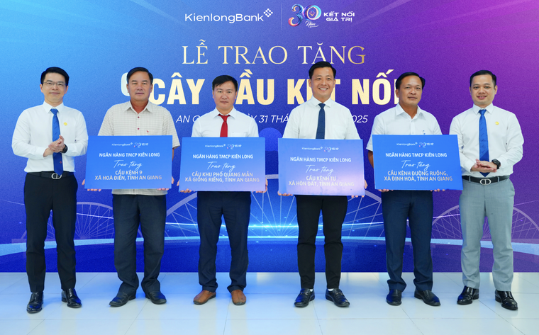 KienlongBank vinh dự nhận Bằng khen của Chủ tịch UBND tỉnh An Giang ảnh 2