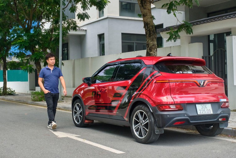 Chủ xe VinFast VF 5 sau 2 năm sử dụng: “Không khói bụi, tiết kiệm, dùng rẻ ngang xe máy” ảnh 6
