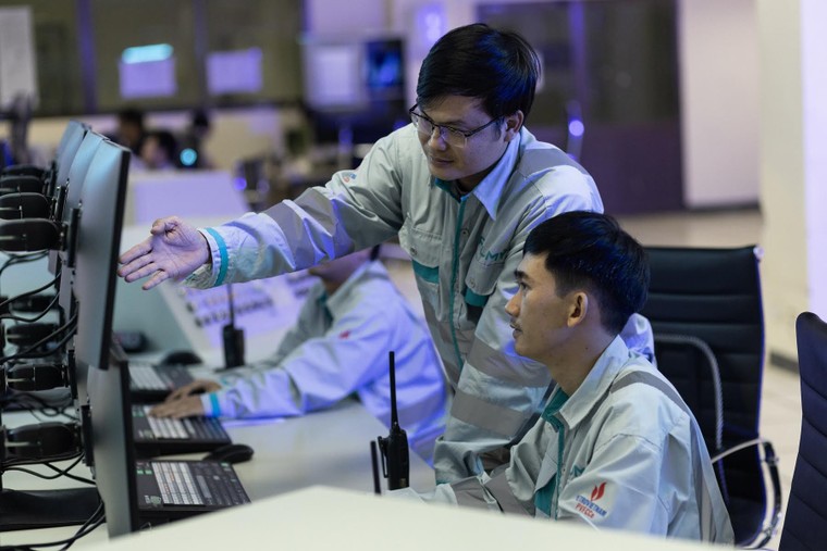 PVFCCo - Phú Mỹ tăng tốc vượt kế hoạch 9 tháng, củng cố đà phát triển bền vững ảnh 1