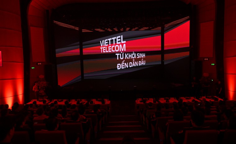 Viettel Telecom nhận Huân chương Lao động hạng Nhất và kỷ niệm 25 năm Ngày truyền thống ảnh 1