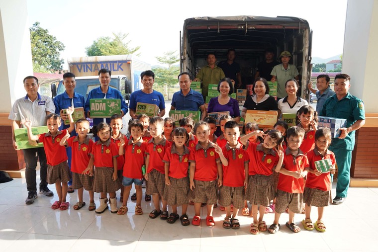 Vinamilk cùng cộng đồng viết tiếp hành trình sẻ chia ảnh 12