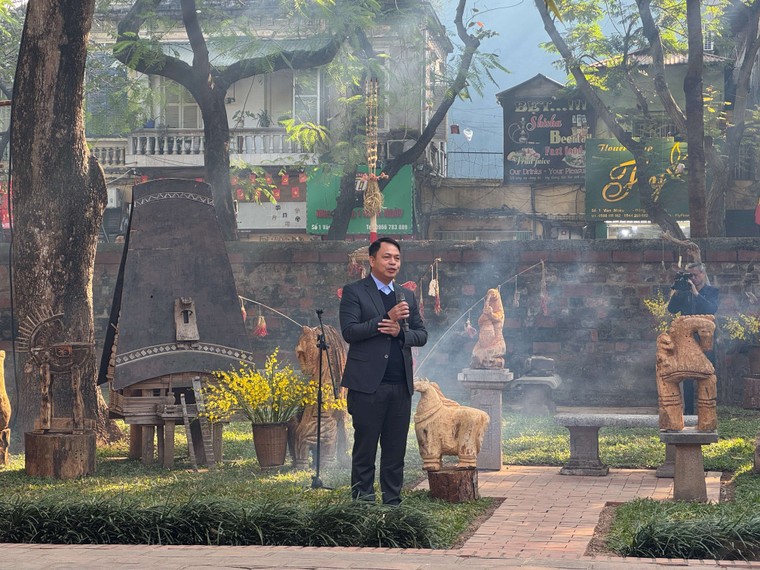 Khai mạc trưng bày "Ngựa về phố" tại Văn Miếu – Quốc Tử Giám ảnh 1