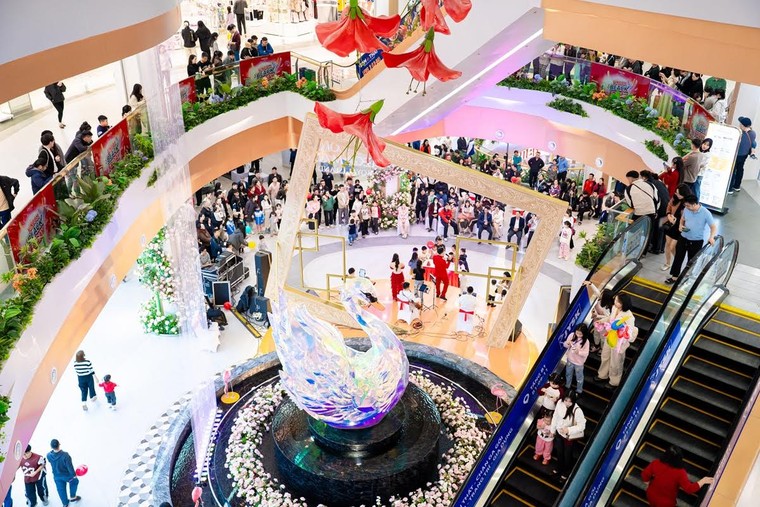 Tung ưu đãi “bom tấn”, nhà phố song diện Vinhomes Royal Island hút mạnh dòng tiền dịp cuối năm ảnh 2