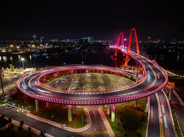 Tung ưu đãi “bom tấn”, nhà phố song diện Vinhomes Royal Island hút mạnh dòng tiền dịp cuối năm ảnh 3