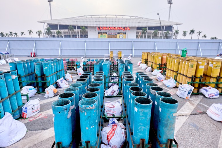 Sơ duyệt pháo hoa nghệ thuật quy mô lớn: Vừa hé lộ đã “đốn tim” người đân Thủ đô ảnh 4