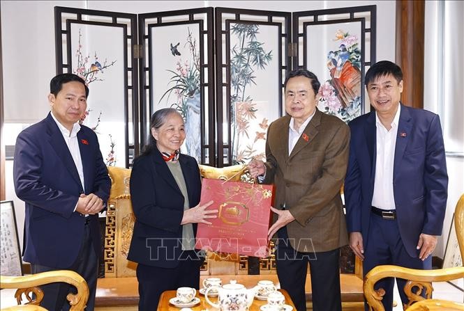 Chủ tịch Quốc hội Trần Thanh Mẫn tri ân gia đình nguyên lãnh đạo Đảng, Nhà nước ảnh 1