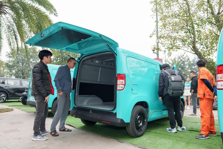 VinFast EC Van: “Chiến thần” vận tải đô thị, mẫu “xe kiếm cơm quốc dân” cho hộ kinh doanh ảnh 1