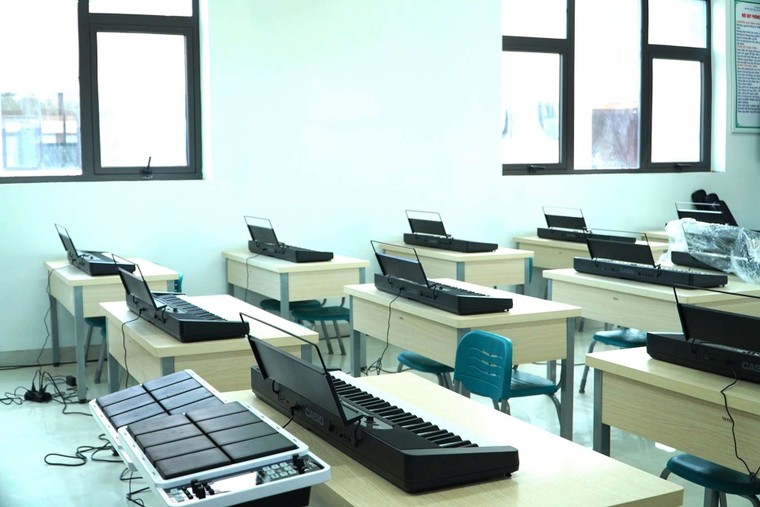 Cận cảnh phòng học “5 sao” tại trường liên cấp chuẩn quốc tế đầu tiên vùng biên giới Điện Biên ảnh 6