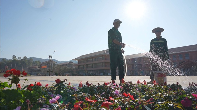 Cận cảnh phòng học “5 sao” tại trường liên cấp chuẩn quốc tế đầu tiên vùng biên giới Điện Biên ảnh 9