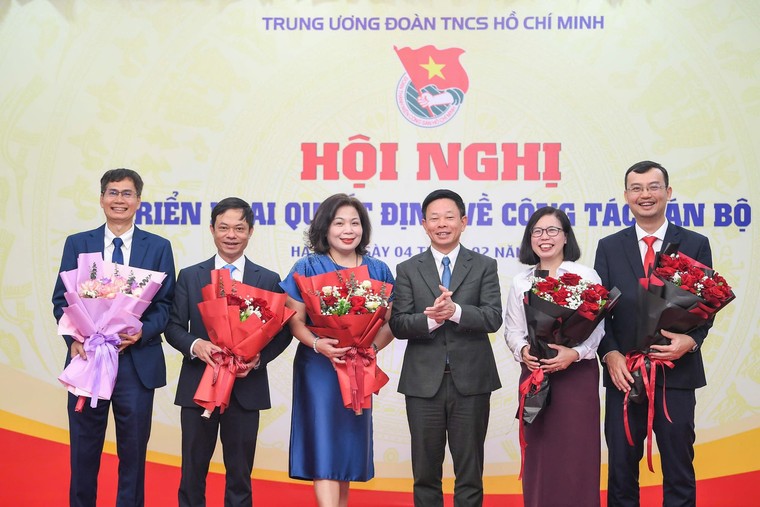 Trung ương Đoàn trao các quyết định nhân sự tại Báo Tiền Phong ảnh 2