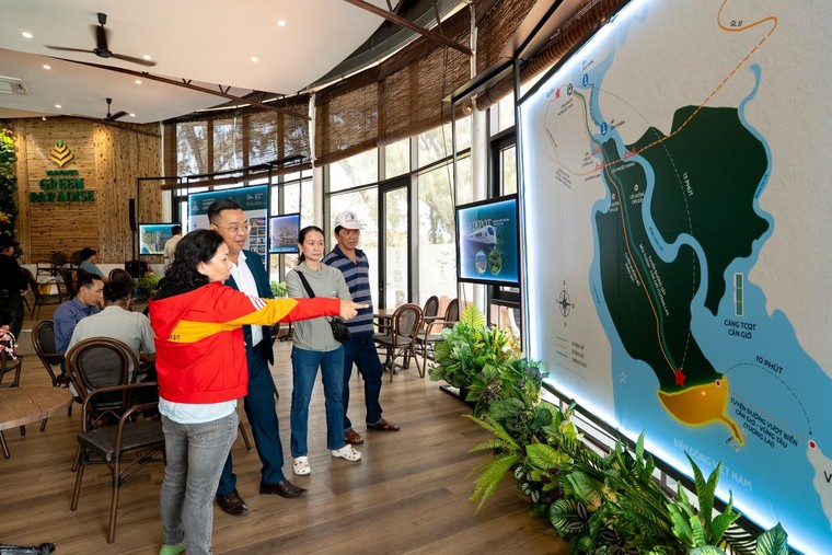 Đón Tết kiểu mới: Du xuân kết hợp xem đất, Cần Giờ tấp nập giao dịch đầu năm ảnh 6