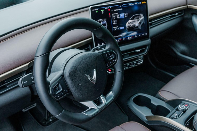 Mua VinFast VF 6 chỉ 0 đồng trả trước, 0 đồng sạc pin, lãi suất cố định 7%/năm ảnh 1