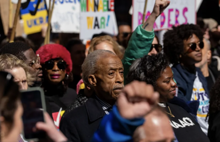 Làn sóng biểu tình phản đối chính quyền Trump lan rộng tại Mỹ ảnh 3
