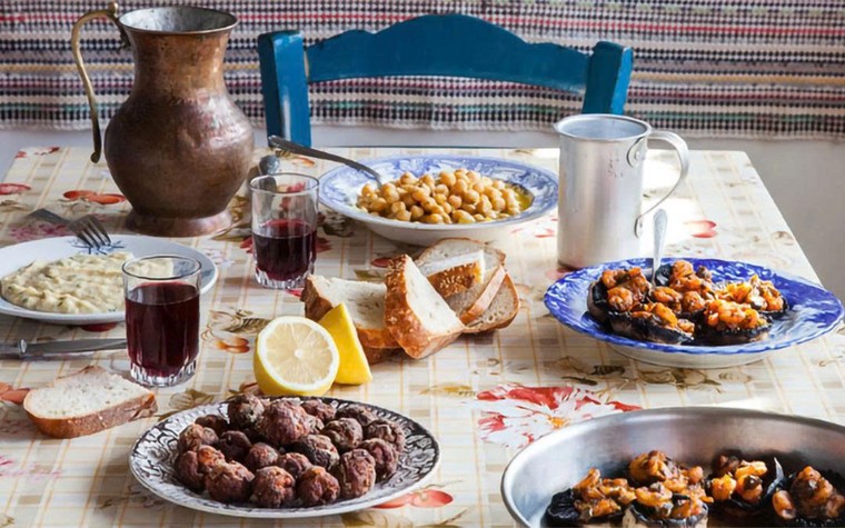 Bí quyết “thanh lọc” cơ thể từ thực đơn mùa xuân của các tu sĩ Hy Lạp ảnh 4