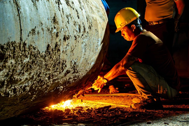 Phú Quốc sáng rực về đêm không phải bởi pháo hoa mà bởi ánh sáng từ nơi này ảnh 2