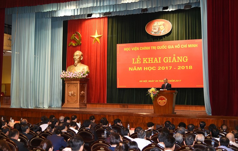 Thủ tướng dự lễ khai giảng năm học mới tại Học viện Hồ Chí Minh ảnh 4