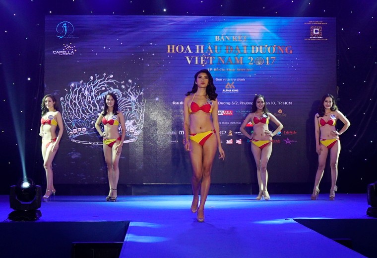 Bikini Vietjet 'đốt nóng' Hoa hậu Đại Dương 2017 ảnh 6