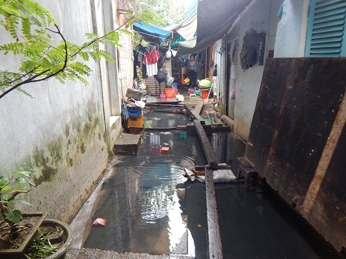 TP.Huế: Nhiều năm chịu đựng ô nhiễm, dân Hộ Thành hào tha thiết sớm di dời ảnh 1