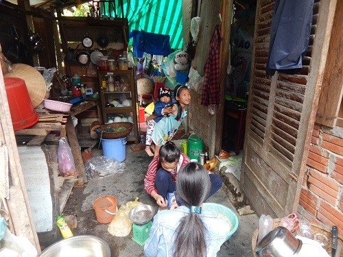 TP.Huế: Nhiều năm chịu đựng ô nhiễm, dân Hộ Thành hào tha thiết sớm di dời ảnh 2