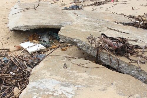 Quảng Bình: Kè đê biển xã Hải Trạch hư hỏng nặng ảnh 4