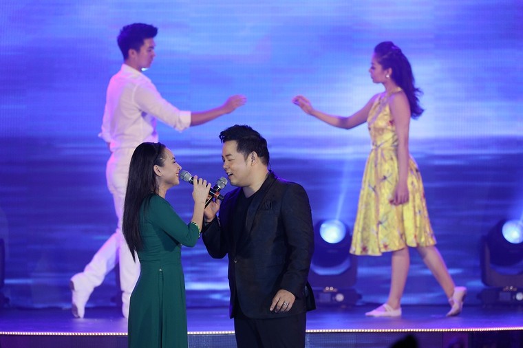 FLC ủng hộ đồng bào lũ lụt Thanh Hóa 2,5 tỷ đồng thông qua “Đêm tự tình” ảnh 5