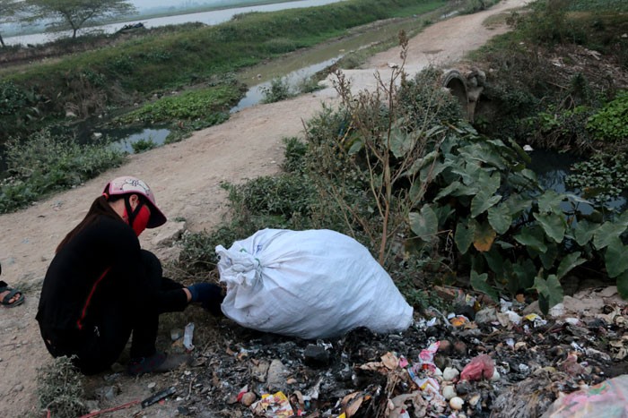 Tại quận Hà Đông: Cần làm rõ vấn đề xả thải vào kênh Thanh Niên ảnh 5