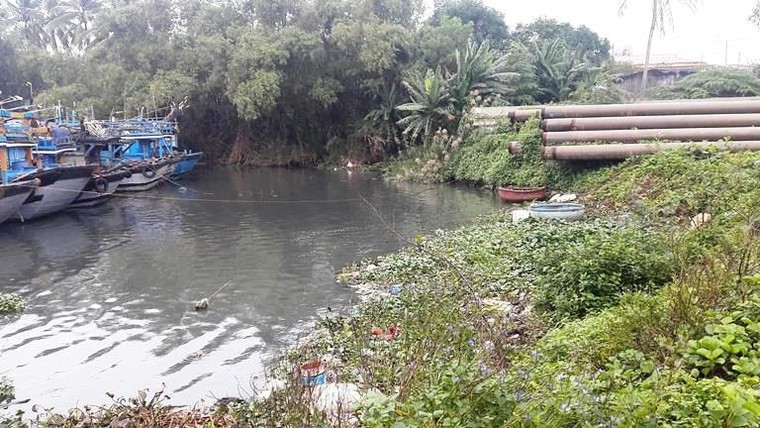 Trạm xử lý nước thải… “đầu độc” người dân ảnh 1