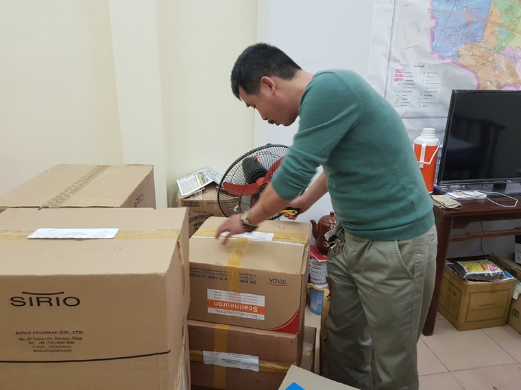 Bắt giữ lô 6.000 sản phẩm PediaSure Kid bị làm giả tại chợ thuốc Hapulico ảnh 2