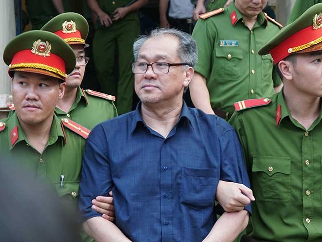 Đại án ngân hàng: Tiền nào là vật chứng? ảnh 1