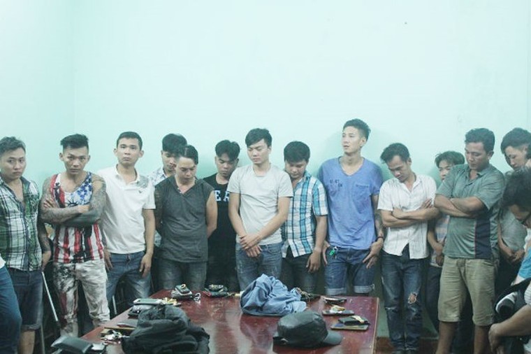 Bắt 38 người vụ giang hồ nổ súng tối 30 Tết ở Biên Hòa ảnh 1