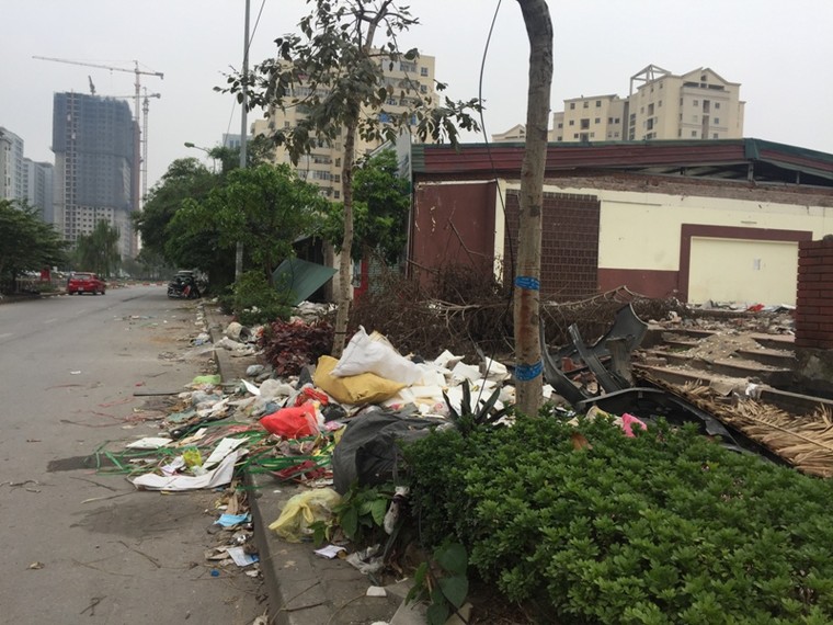 Hà Nội: Rác thải tràn lan quanh Khu đô thị Nam Trung Yên ảnh 2