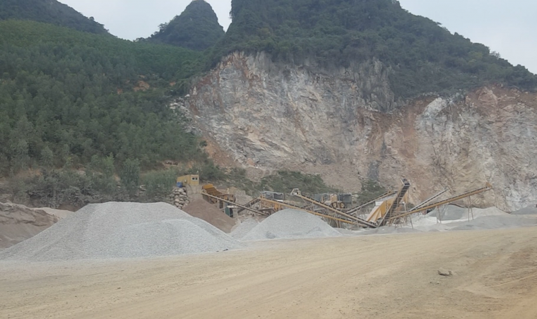 Quảng Ninh: Hàng loạt mỏ khai thác đá và trạm trộn bê tông asphalt 'bức tử' môi trường, người dân kêu cứu ảnh 4