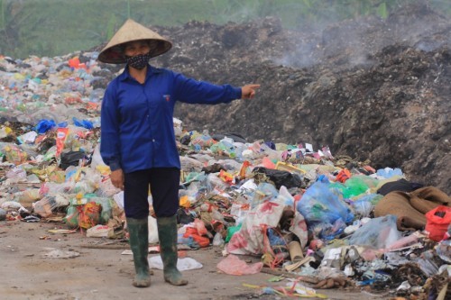 Vĩnh Phúc: Dân kêu trời vì bãi rác gây ô nhiễm, chính quyền loay hoay tìm cách giải quyết ảnh 1