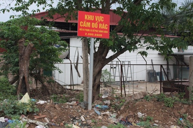 Cầu Thăng Long bị ‘bức tử’ vì rác thải ảnh 6