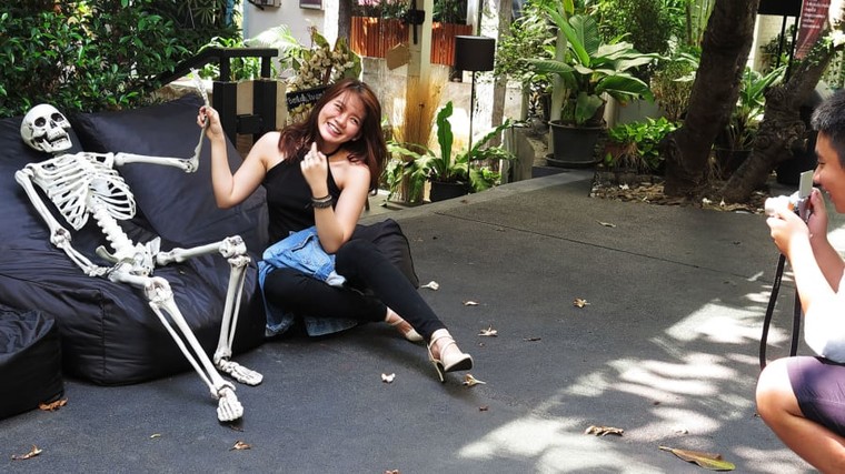 Trải nghiệm về cái chết trong tiệm cà phê quan tài độc nhất vô nhị ảnh 2