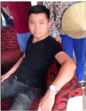 Nhóm thanh niên nghi giả công an bắt người: Lật mặt nạ ảnh 2