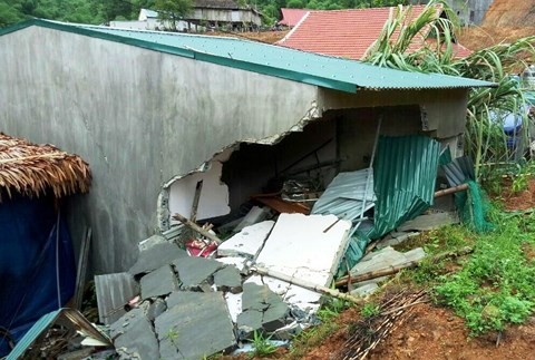 Sập nhà lúc rạng sáng, bé gái 3 tuổi tử vong thương tâm ảnh 1