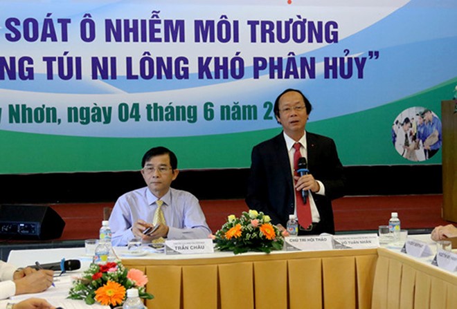 Báo động 'ô nhiễm trắng' do lạm dụng túi nylon ảnh 1