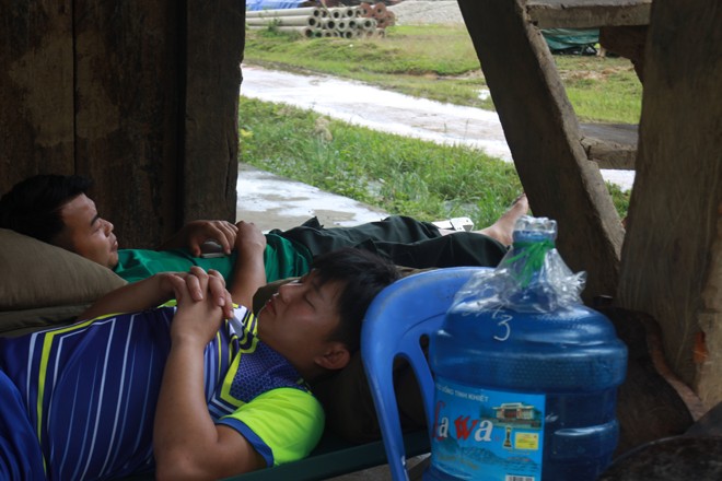 Cận cảnh bản Sáng Tùng bị xóa sổ hoàn toàn do lở đất ảnh 14