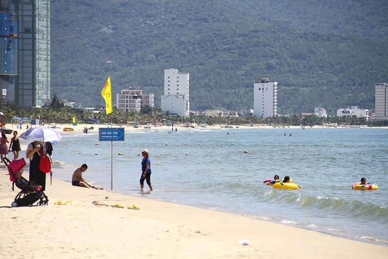 Biển Đà Nẵng an toàn, vậy nguyên nhân gây ngứa là gì? ảnh 2