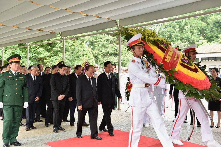 Lãnh đạo Đảng, Nhà nước viếng Chủ tịch nước Trần Đại Quang ảnh 5