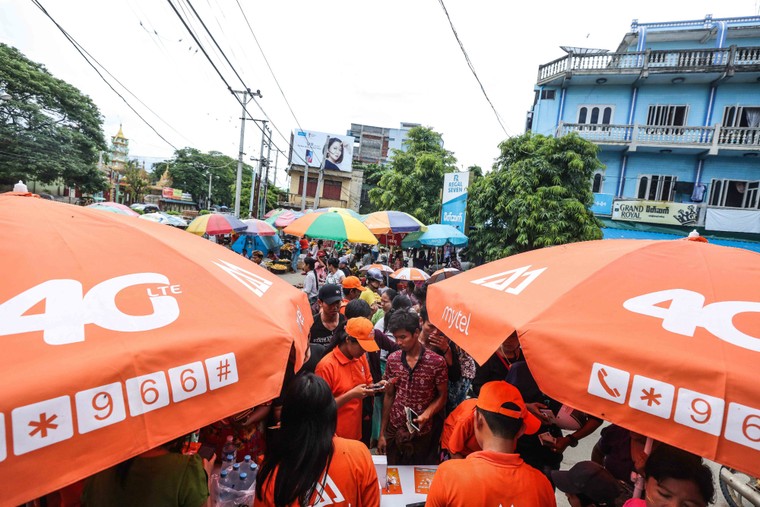 Viettel đạt 3 triệu khách hàng sau 3 tháng tại thị trường Myanmar ảnh 1